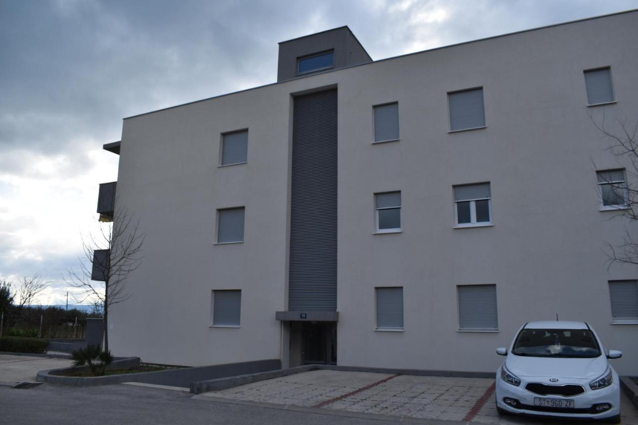 Apartment Alfa Спліт Екстер'єр фото